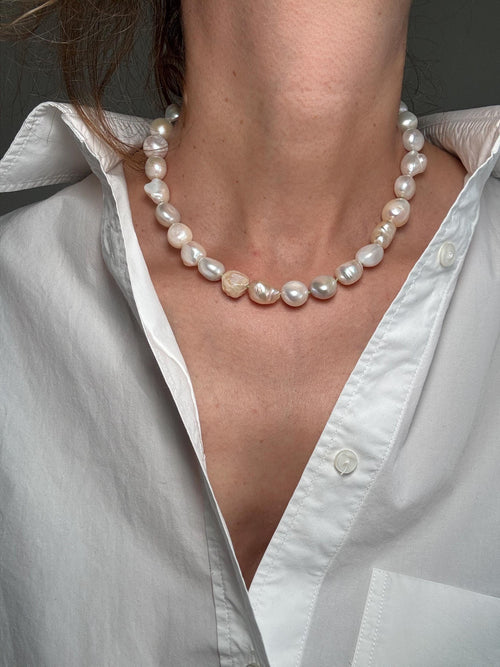 Apricot · No. 045 — Peach freshwater pearl Necklace